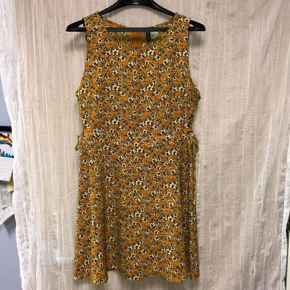 H&M Divided 12 Orange White Navy Green Floral Side Lace Up Tie A-line Dress
